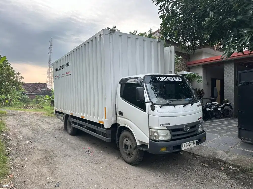 Dijual HINO Dutro Box Exstra Long 2019