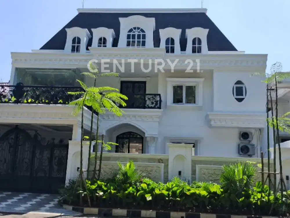 18211 Rumah Dijual  American Clasic SwimPool  375m² Jagakarsa