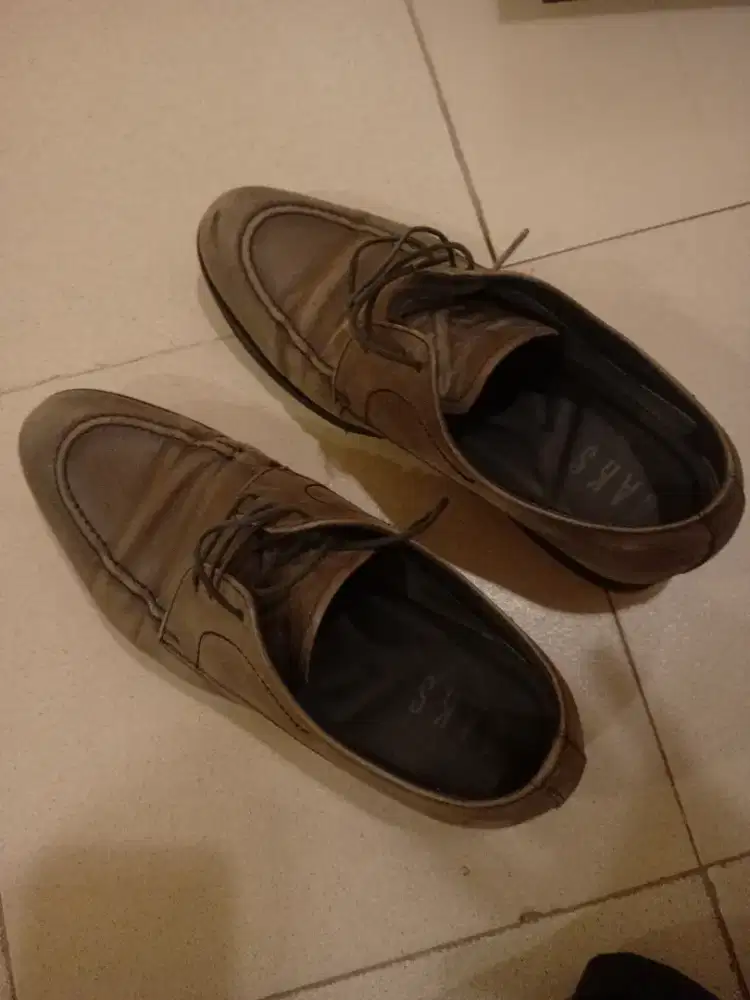 Sepatu mrek DAKS