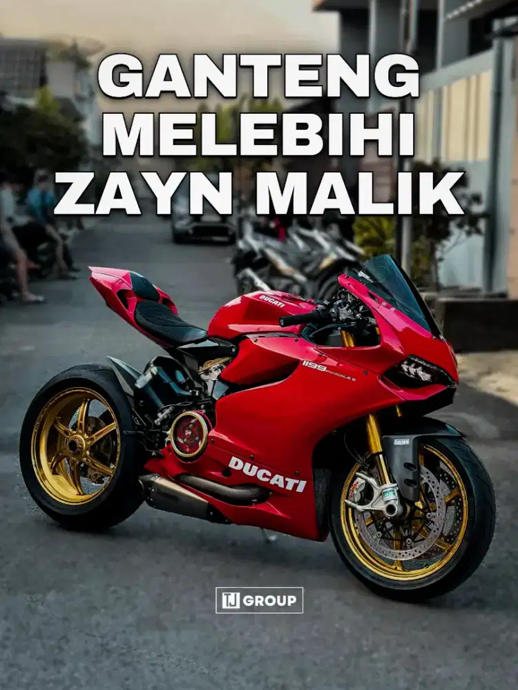FOR SALE!! Ducati Panigale 1199S Ohlins 2013