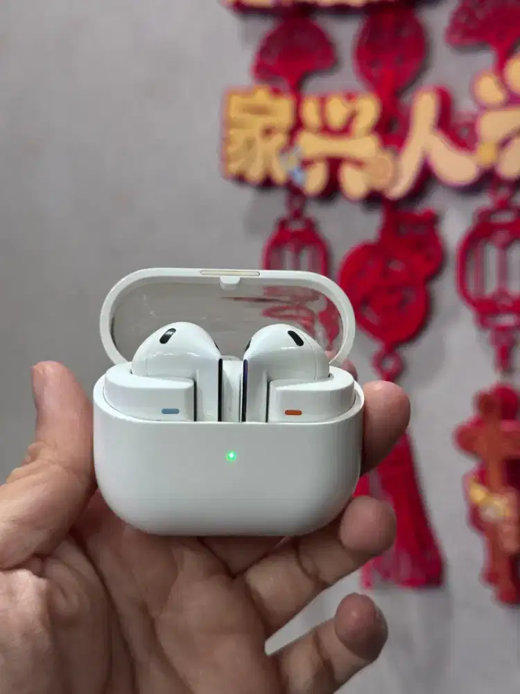 Second Samsung Buds 3 ex display 1500