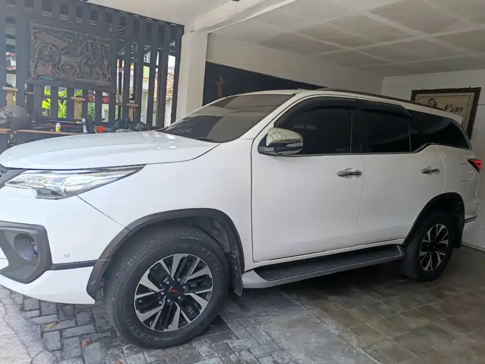 Toyota Fortuner VRZ 2.4 4x2 AT 2016