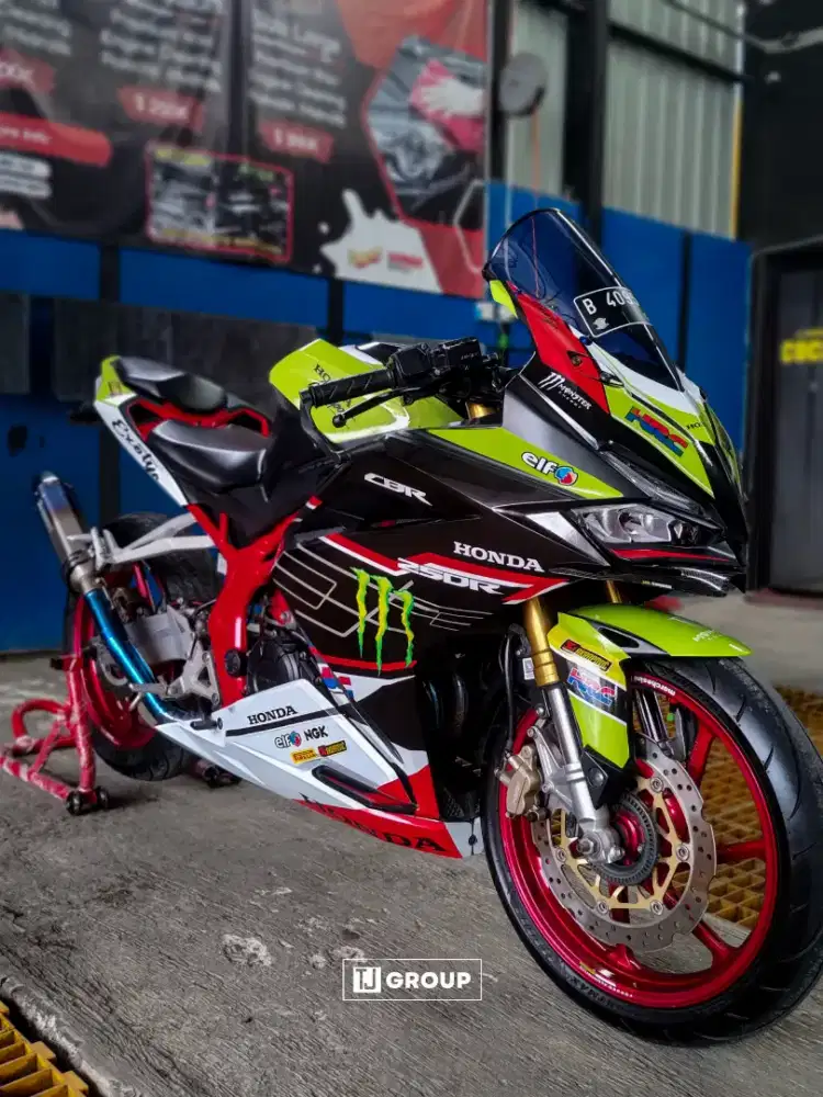 FOR SALE!! Honda CBR250RR 2018