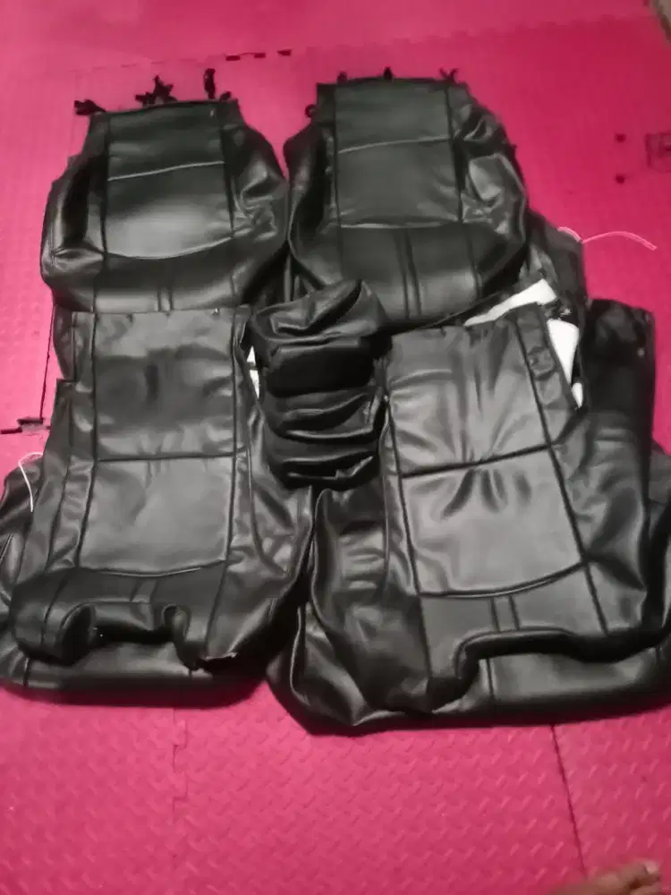 Cover jok Yaris bakpao 2013