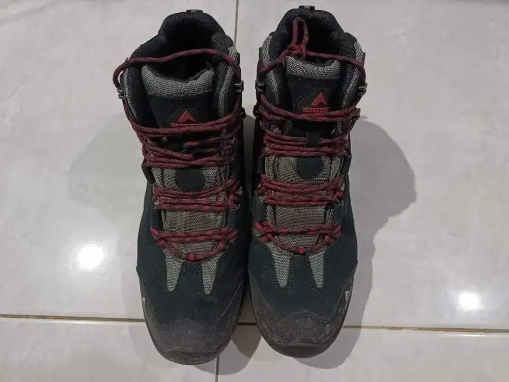 Sepatu Eiger Cerberus