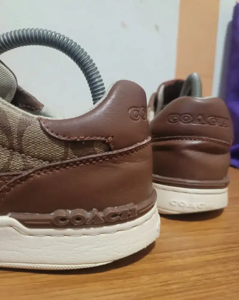 Coach brown casual 41 upsize 42
