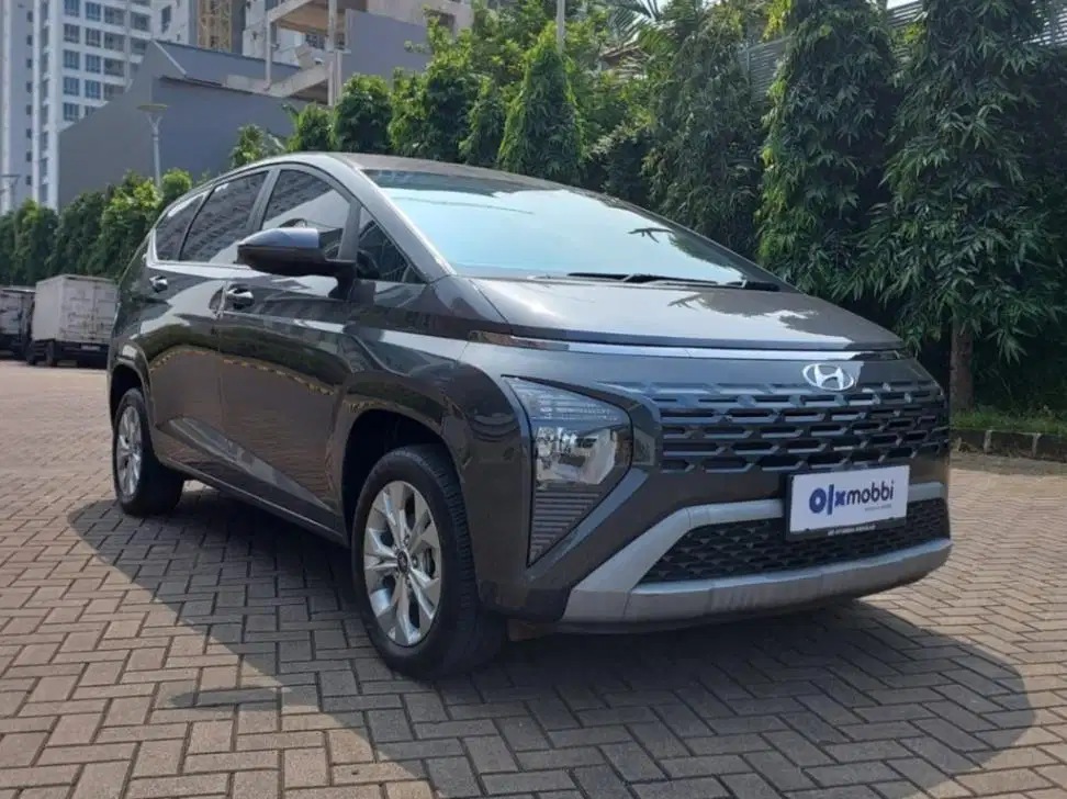 DP MURAH Hyundai Stargazer 1.5 Trend Essential Bensin-AT 2025 CWFGB