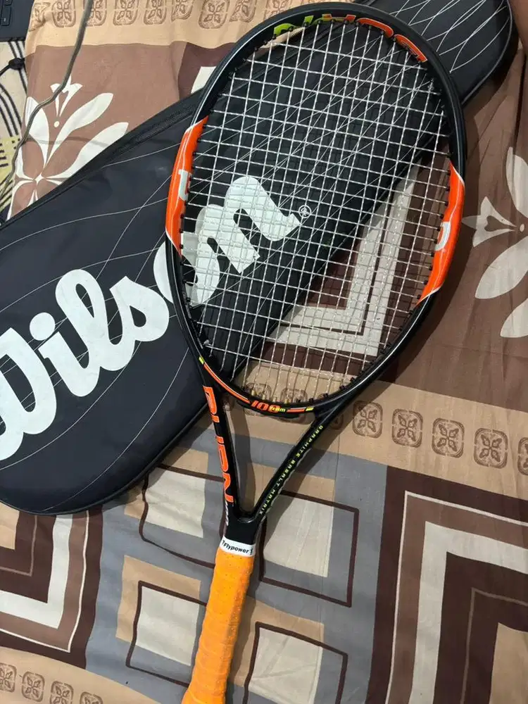Raket Tenis Wilson Burn 100