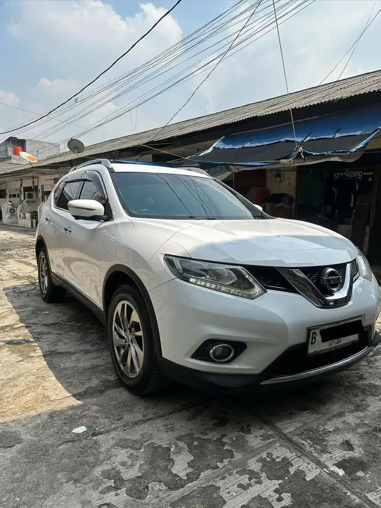 Nissan X Trail 2.5 AT 2015 (cash only)