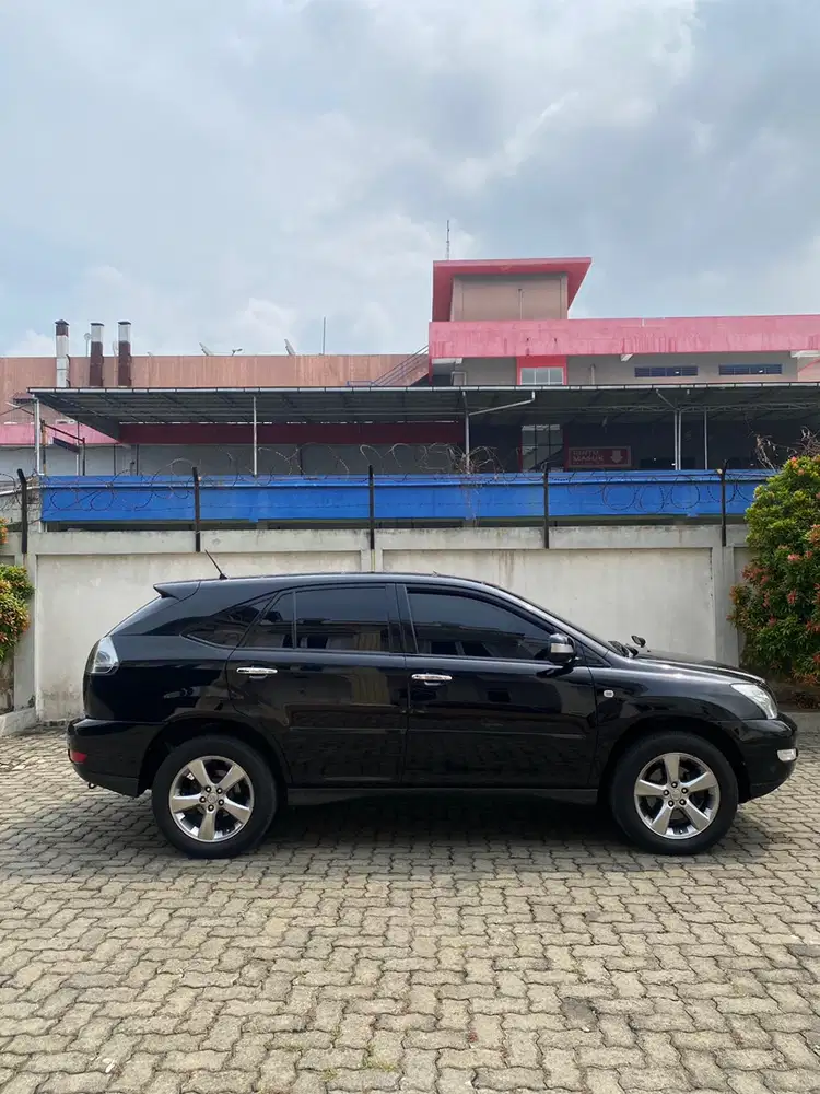 Toyota Harrier 2.4 240G 2010 Bensin AT