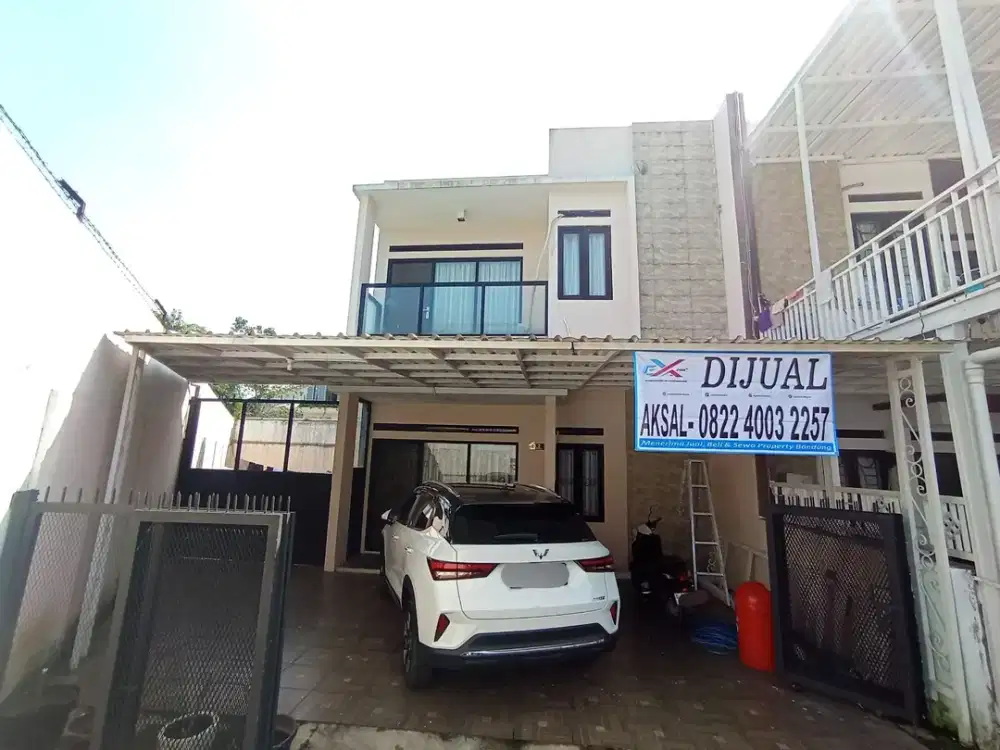 RUMAH 2 LANTAI Siap Huni View Lapangan Golf Dan Pegunungan Arcamanik Endah