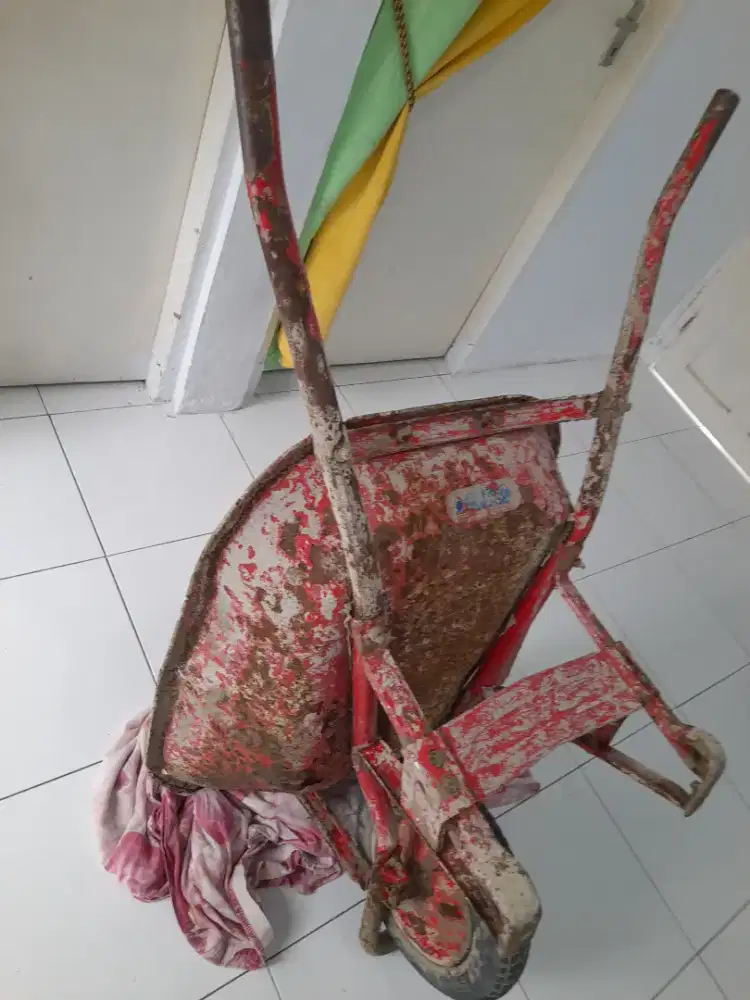 Ankong artco pakaian pribadi.