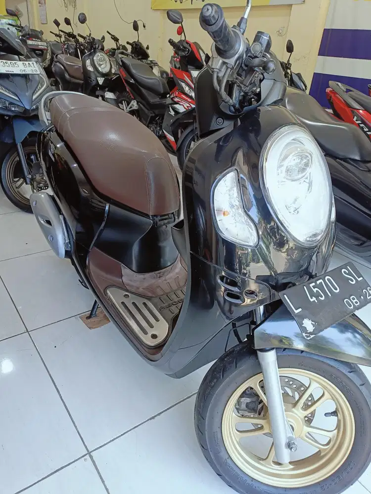 Hitam doff HONDA SCOOPY ESP STYLISH PRESTIGE KEYLLES REMOT 2021 DP 0