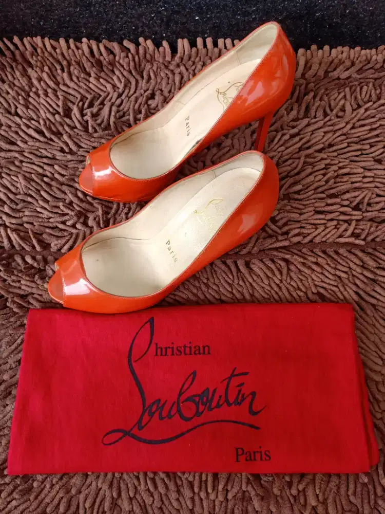 Christian Louboutin Authentic orange open toe heels 9,5cm size 36