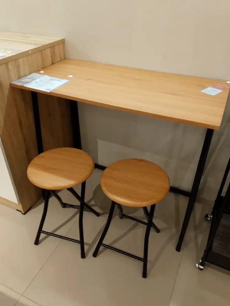 MEJA MAKAN LIPAT