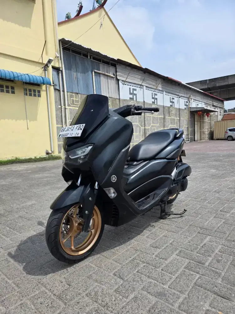 Yamaha New Nmax ABS Connected Hitam 2021