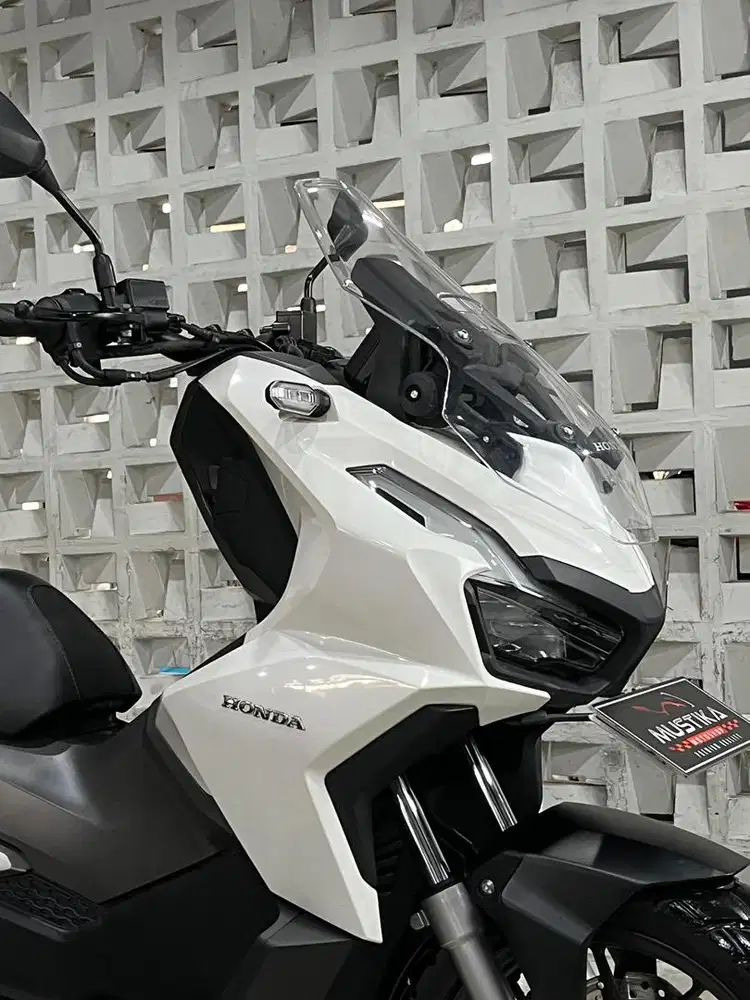 Stok Terbatas!!Honda ADV 160 CBS th 2024 - Ayu Mustika