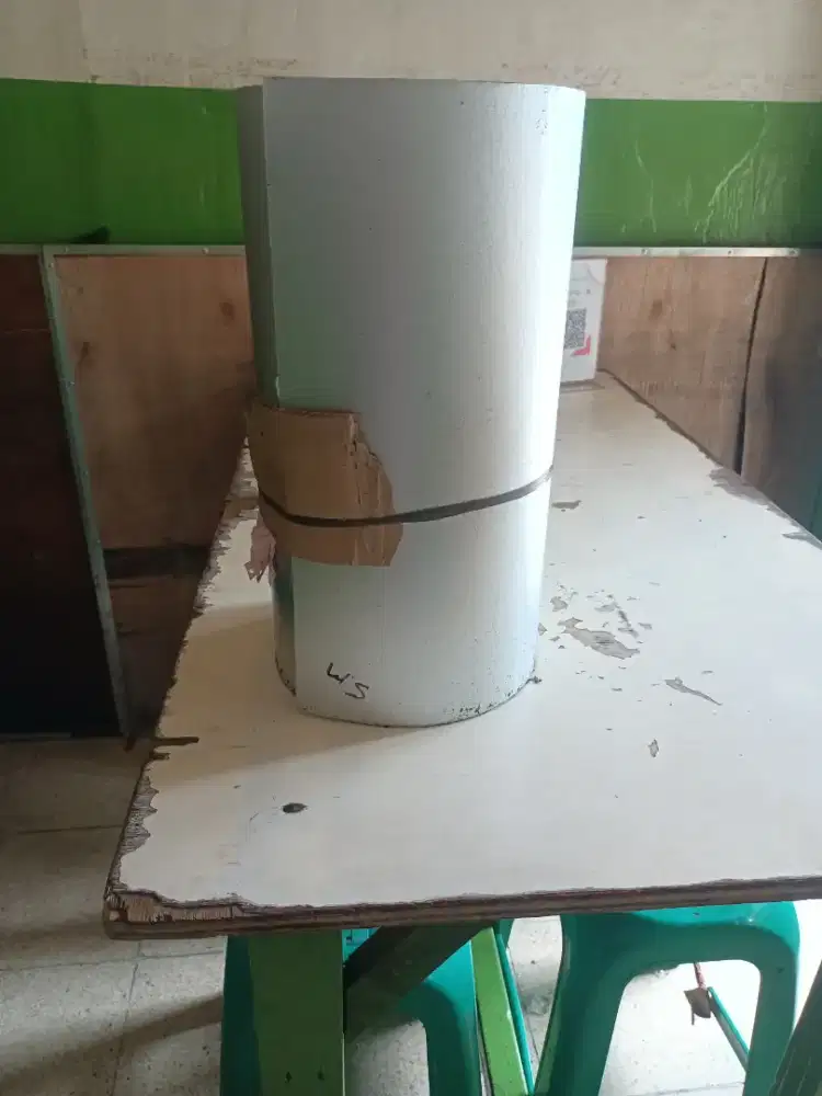 Plat seng, masih baru. Kemaren beli trnyata kebanyakan.