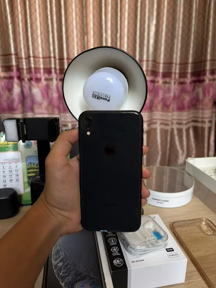 iphone xr 64gb ibox