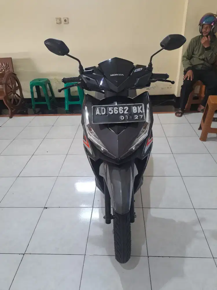 Vario 125 led old