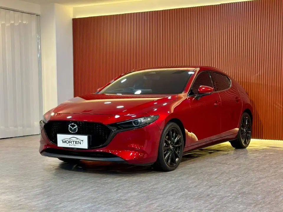 [Very Low Km 18 rb] Mazda 3 2.0 Hatchback Facelift 2023