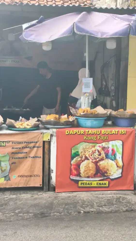 Dibutuhkan karyawan Tahu bulat