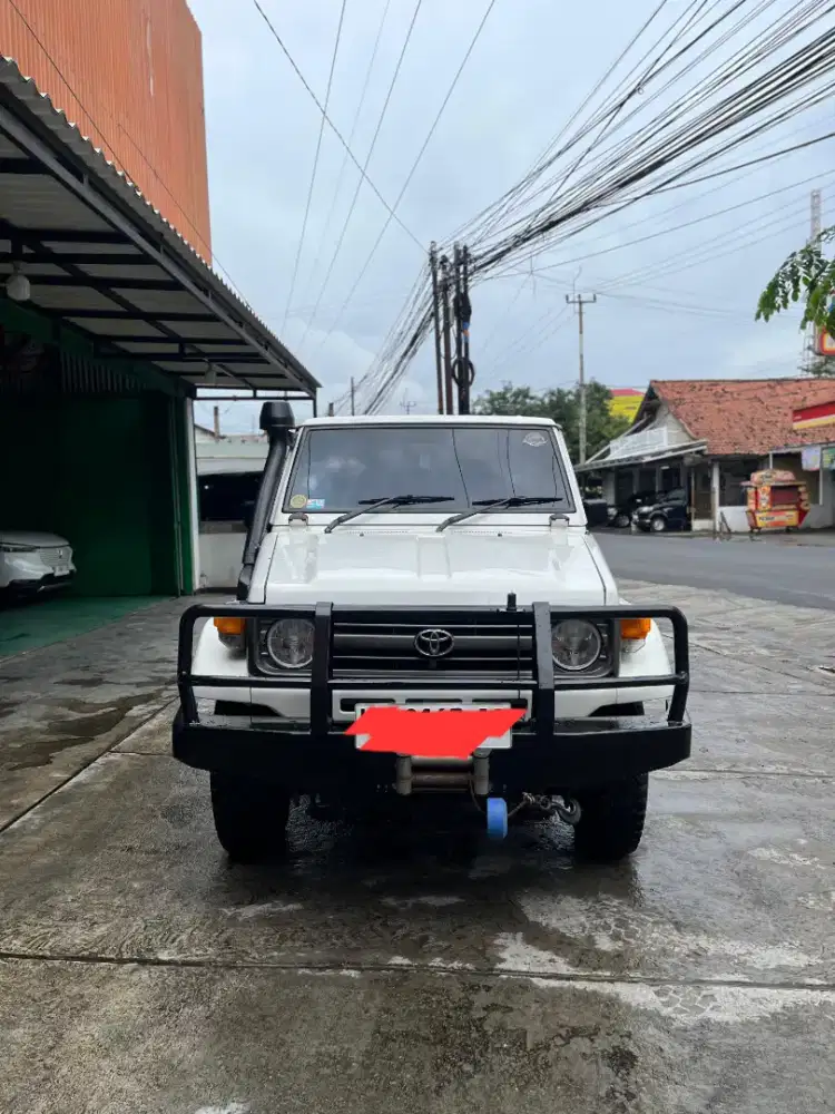 TOYOTA LAND CRUISER BUNDERA PICK UP DIESEL