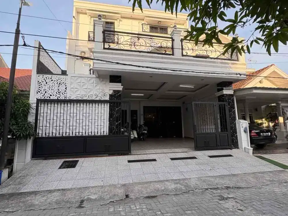 RUMAH MEWAH 3 LANTAI INCLUDE KOLAM RENANG TASBIH 2