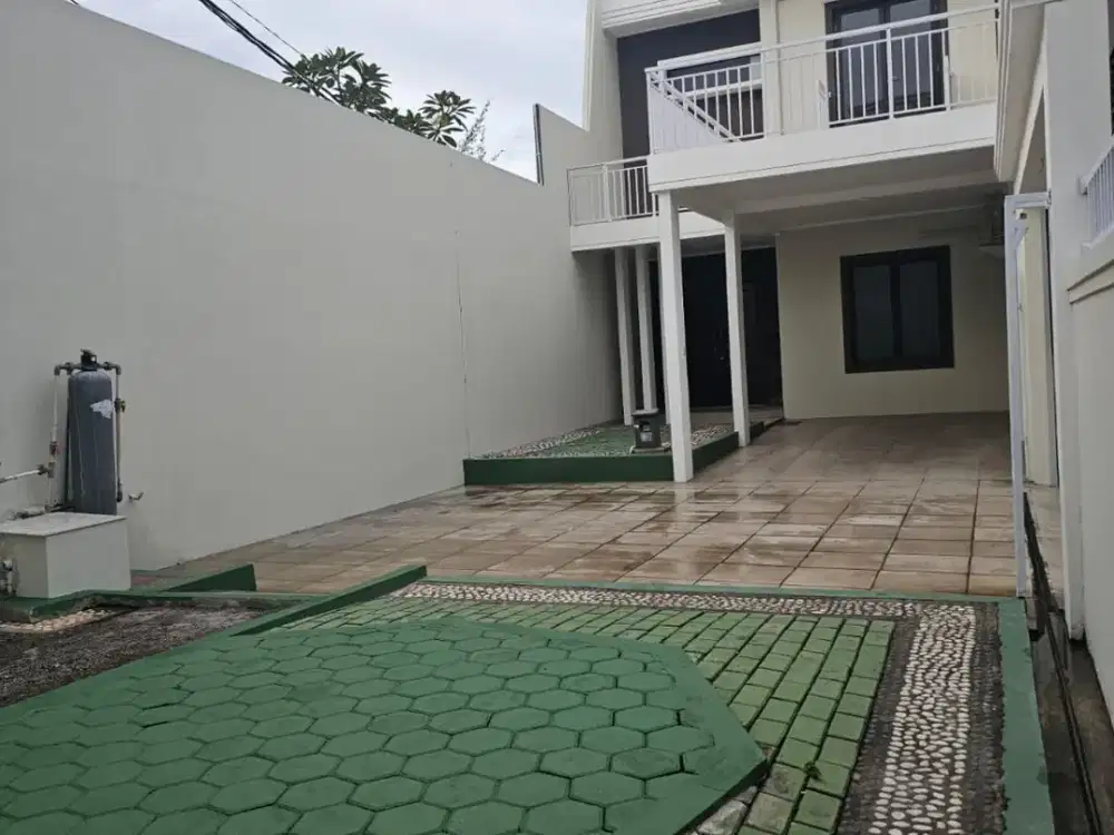 Rumah Eksklusif 2 Lantai SemiFurnish di Cibubur Lengkap Fasilitas Baru, Lokasi Strategis Aman & Nyaman dekat Stasiun LRT Harjamukti Cibubur