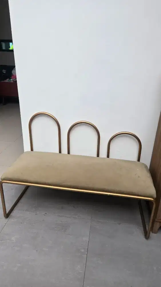 Kursi stool estetik
