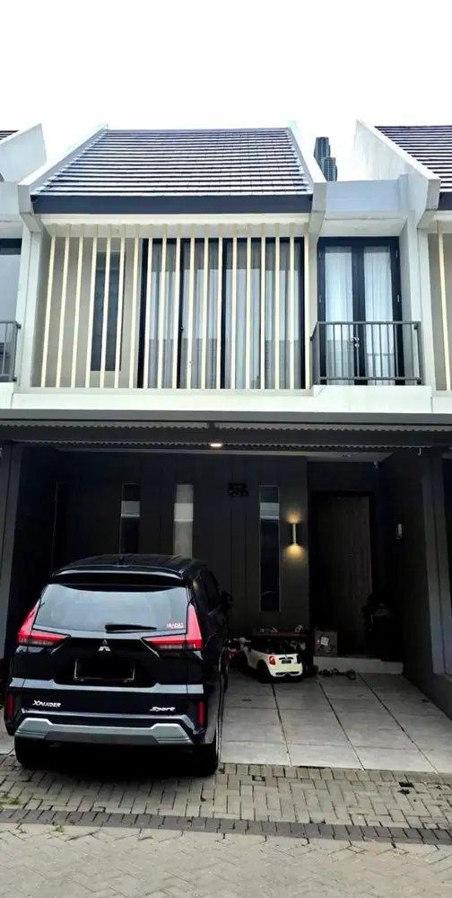 Rumah Z Living, Sky Garden Grand Wisata, Full Furnished , Jual Cepat