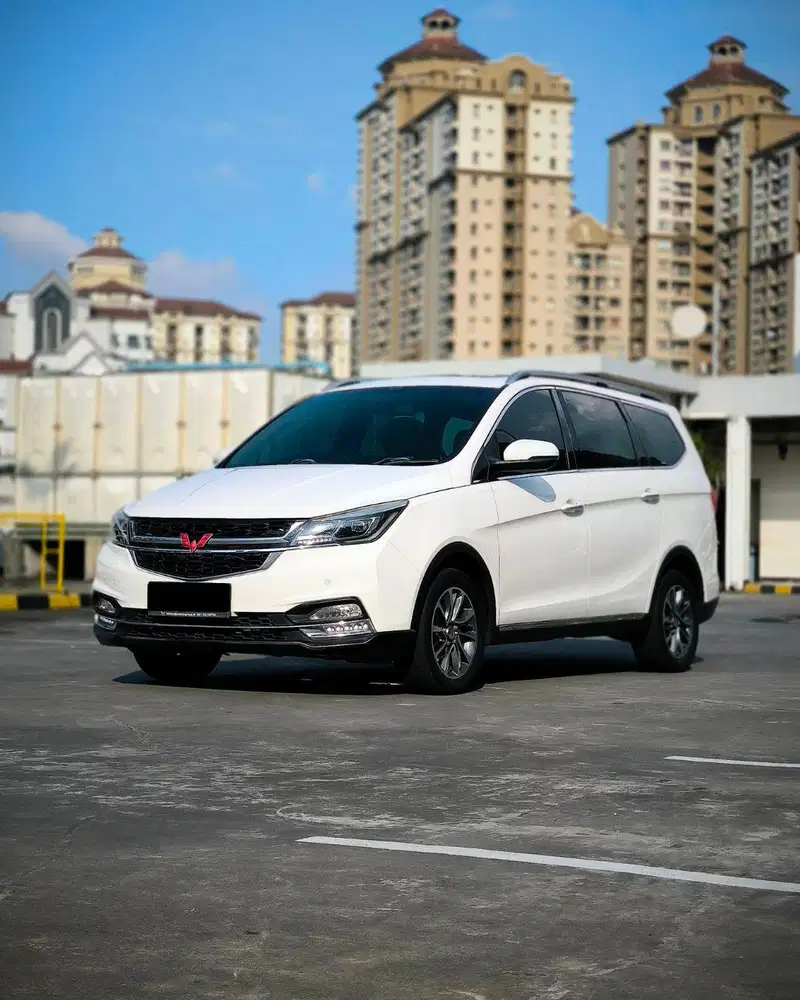 WULING CORTEZ TLUX 1.5 A/T 2021