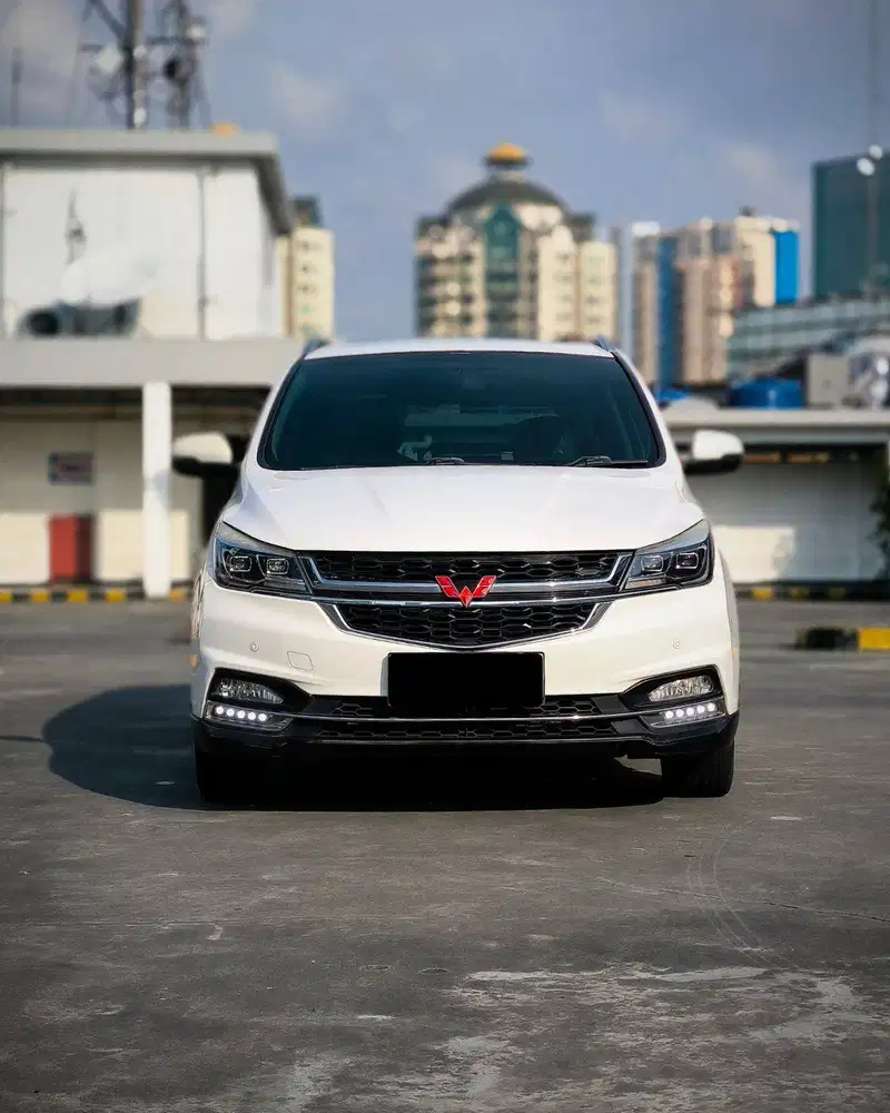 WULING CORTEZ TLUX 1.5 A/T 2021