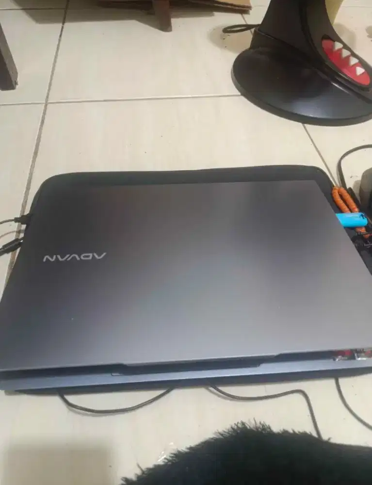 Advan workmate 8/256 fulset ryzen 5 3500u