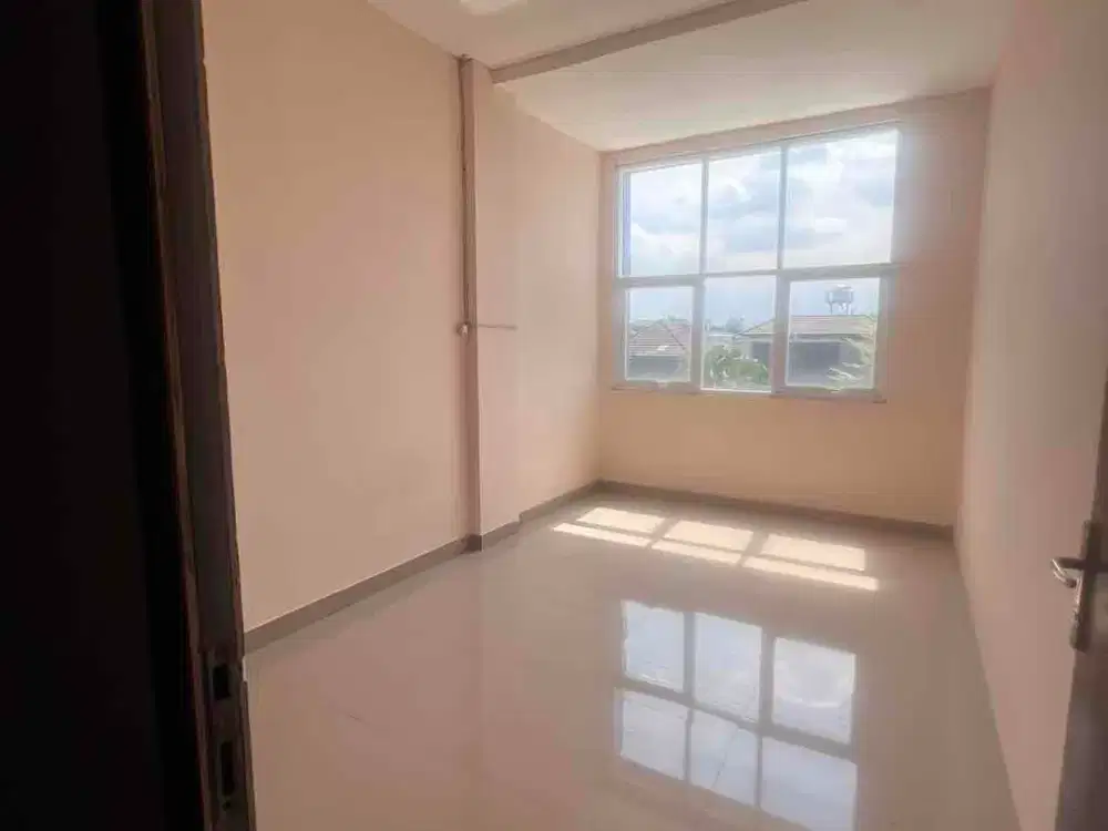 DISEWAKAN RUKO SIAP HUNI 3 LANTAI DI JALAN MEKAR WANGI BANDUNG
