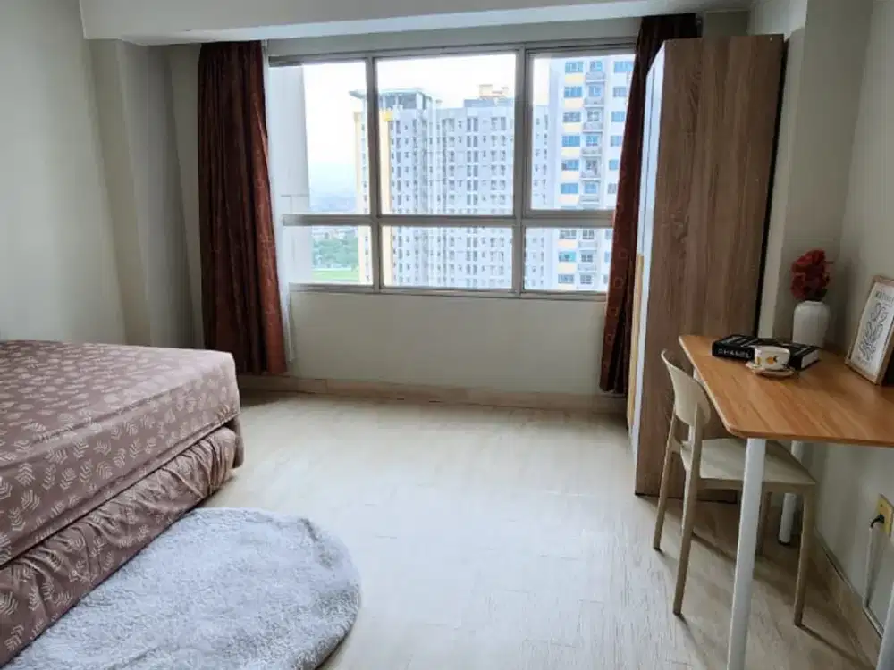 DISEWAKAN Apartemen Tipe Studio - Summarecon Springlake Tower Fressia (View Kolam Renang)