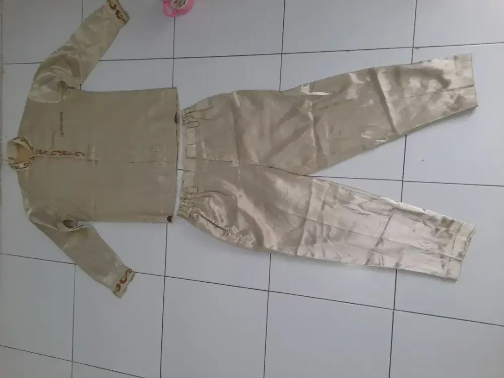 Sholat baju seragam sepasang