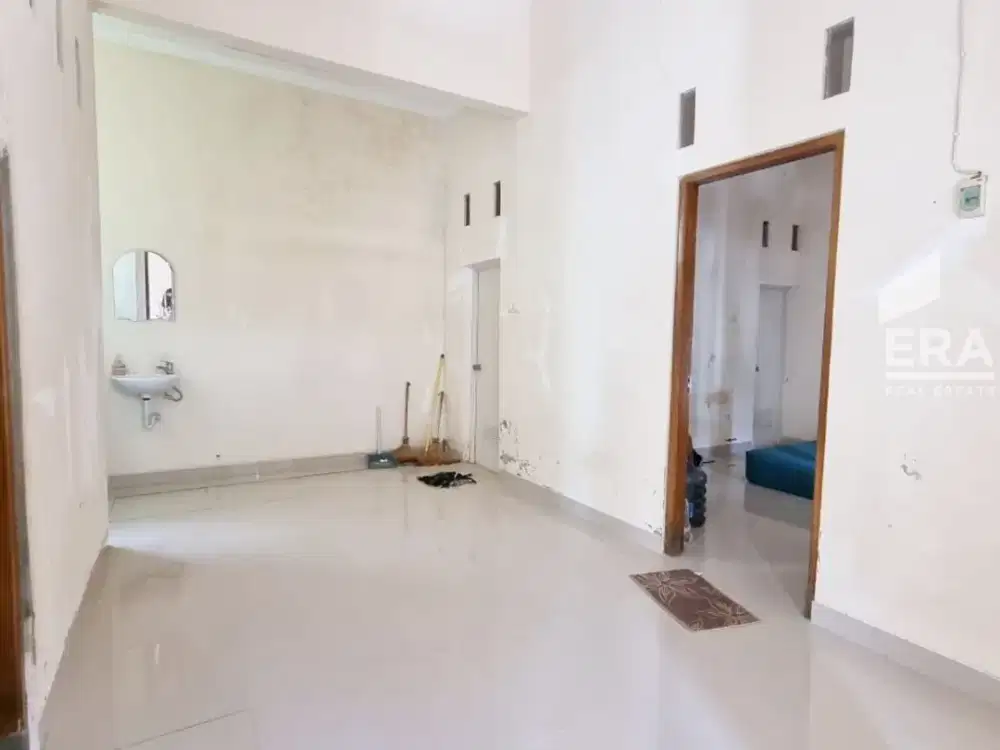 RUMAH DIJUAL DI SOLO DEKAT STADION MANAHAN