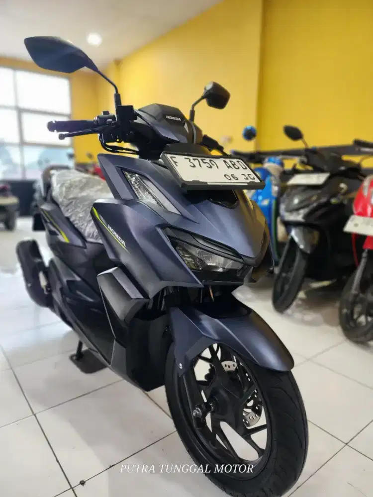 VARIO 160 CBS TAHUN 2025,BLUE MATTE