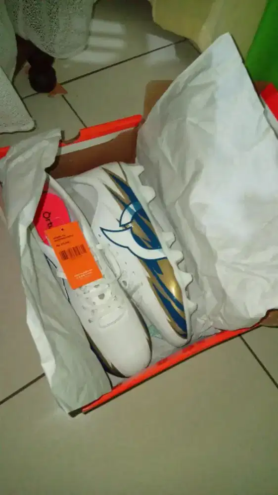 Jual sepatu bola Masi baru dk pernh tapakek
