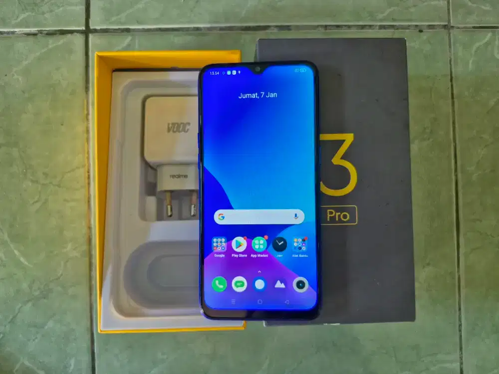 Jual Realme 3 Pro 4/64 GB