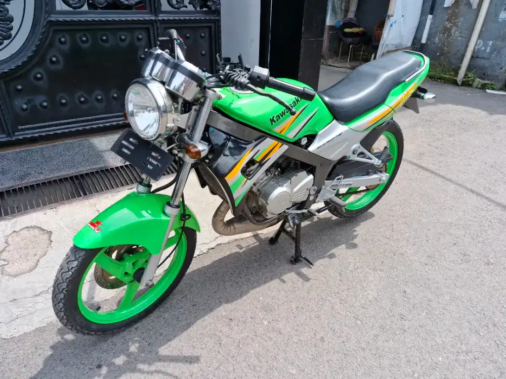 Kawasaki Ninja R 2004 Mulus