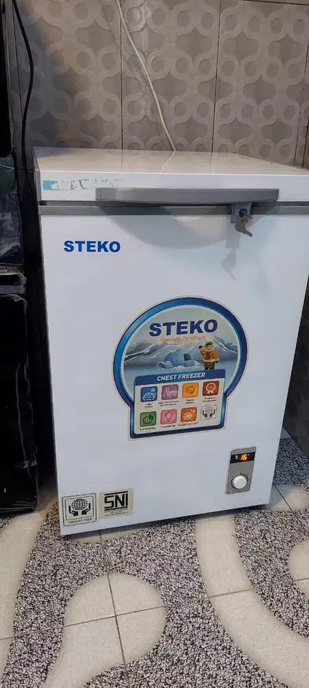 JUAL CHEST FREEZER / KULKAS STEKO BEKAS