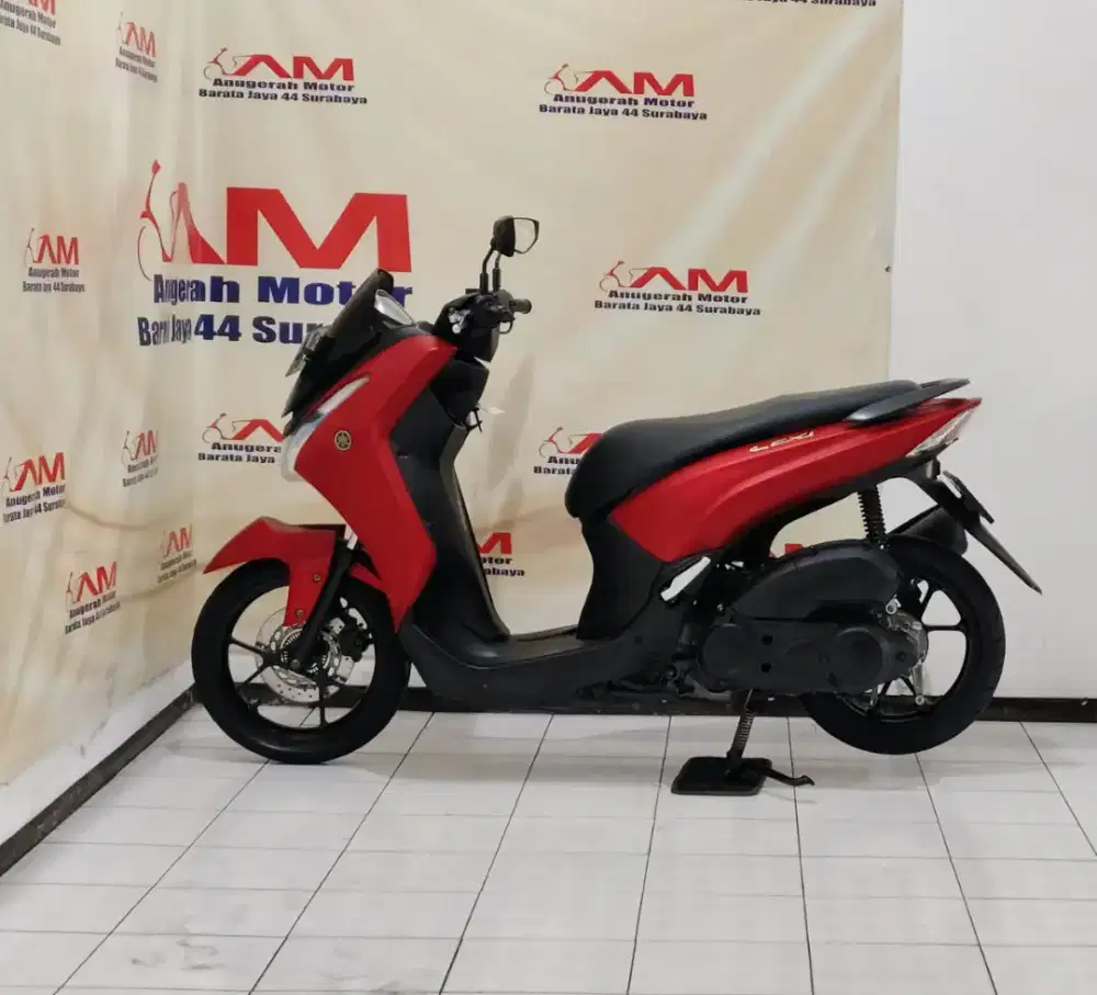 Bergaransi yamaha Lexi 125 std Tahun 2019 merah doff
