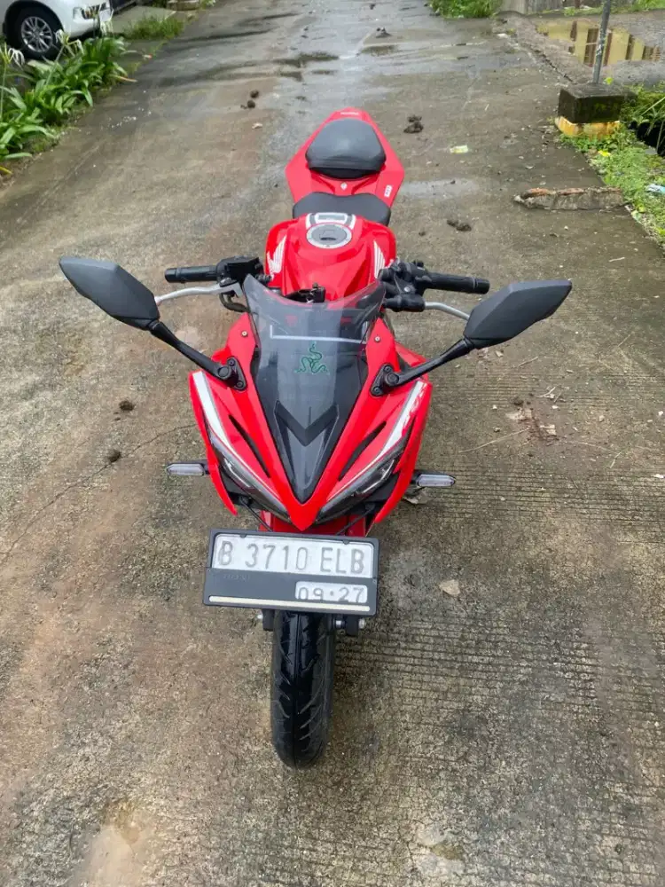 Nia:CBR 150R 2018 KM LOW PAJAK HIDUP SURAT LENGKAP