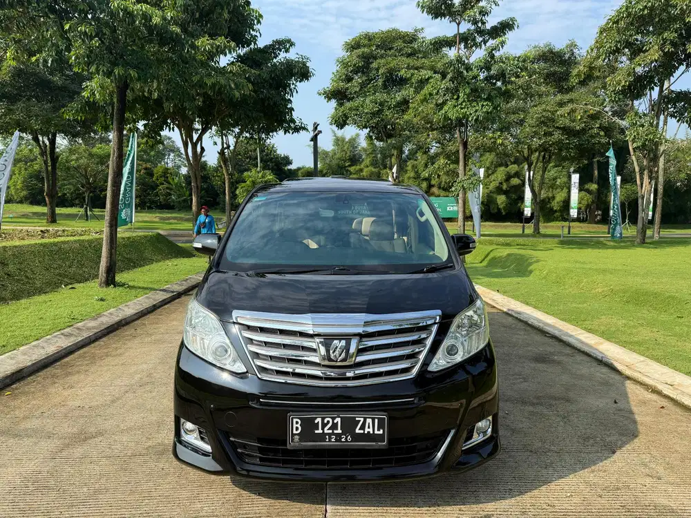 Toyota Alphard 2.4 G automatic 2013