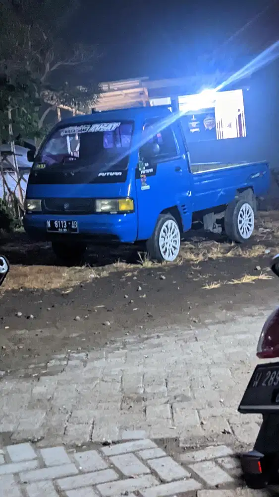 Suzuki Futura 2004 Bensin