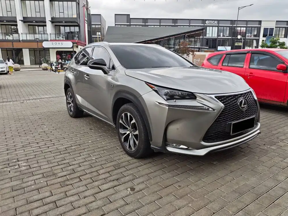 SUV Mewah & Berkelas Lexus NX200T F-Sport 2016