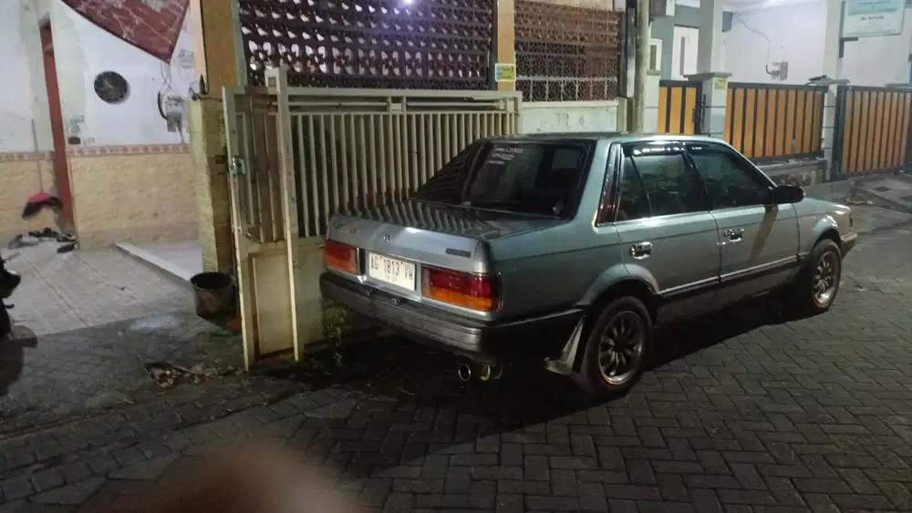 Mazda 323 1987 Bensin