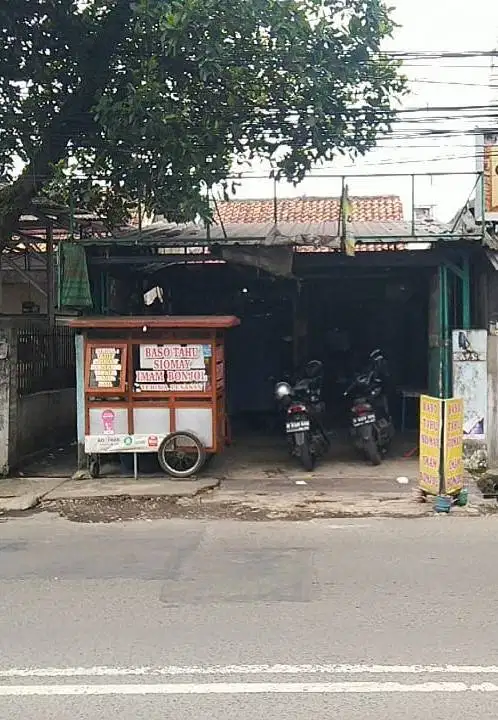 Perlengkapan usaha kuliner, meja, bangku,etalase,gerobak,panci, dll